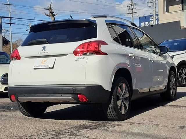 PEUGEOT 2008 2015 Image 31