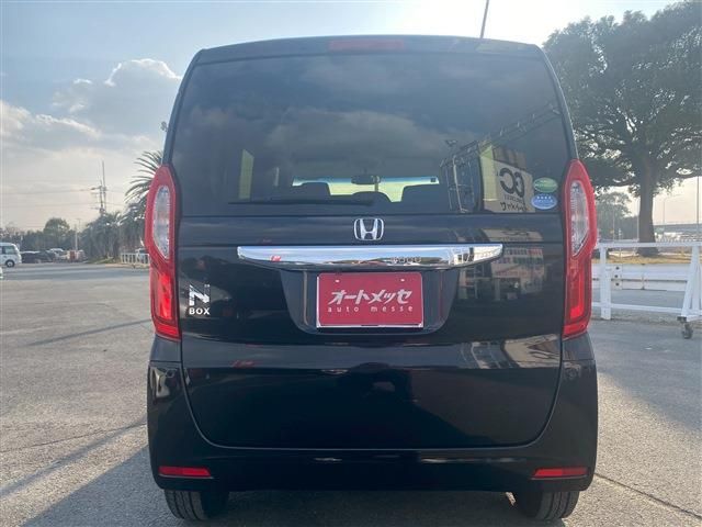 HONDA N BOX 2018 Image 31
