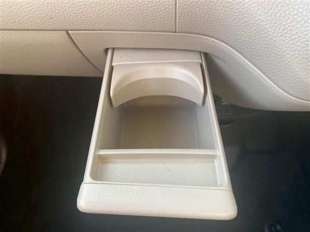 HONDA N BOX 2018 Image 31