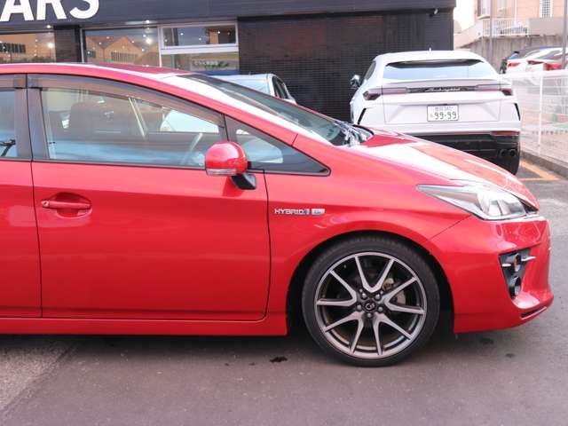 TOYOTA PRIUS 2015 Image 31