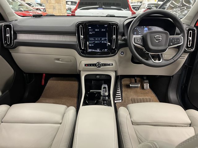 VOLVO XC40 2021 Image 31