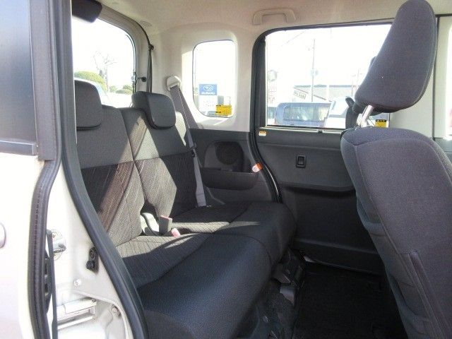 DAIHATSU TANTO CUSTOM 4WD 2013 Image 31