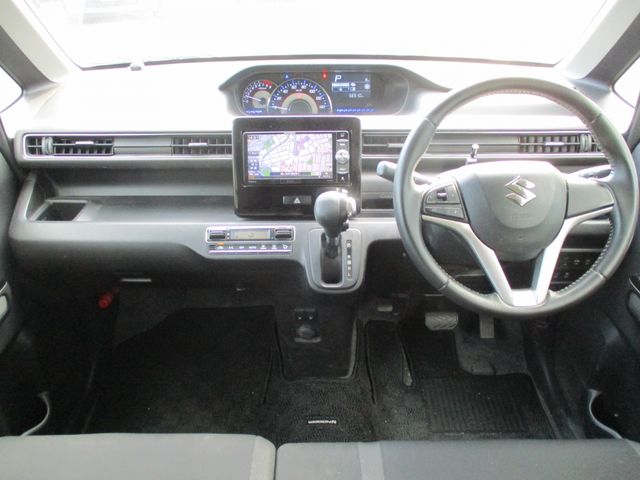 SUZUKI WAGON R STINGRAY 2018 Image 31