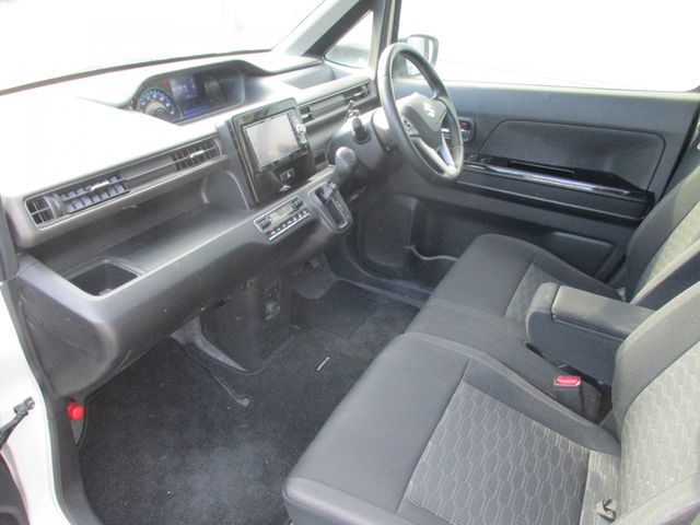 SUZUKI WAGON R STINGRAY 2018 Image 31