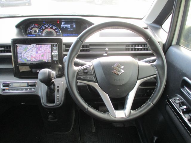 SUZUKI WAGON R STINGRAY 2018 Image 31