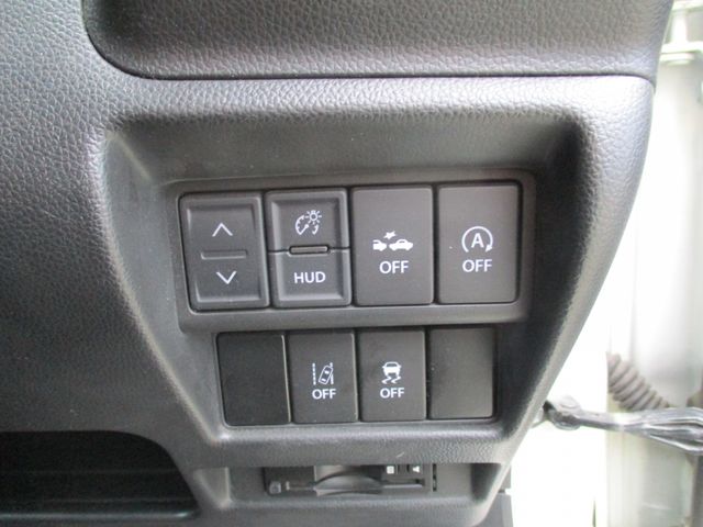 SUZUKI WAGON R STINGRAY 2018 Image 31