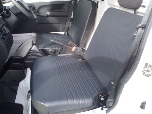 DAIHATSU HIJET TRUCK 4WD 2022 Image 31