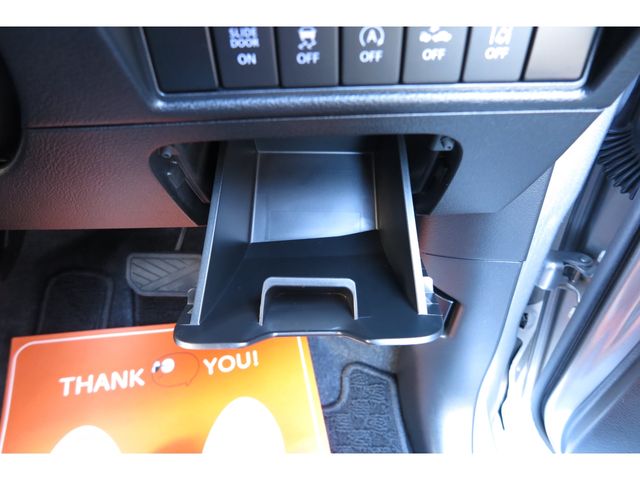 MITSUBISHI DELICA D:2 CUSTOM 2W 2017 Image 31