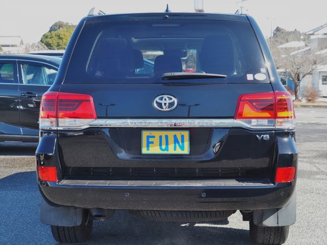 TOYOTA LANDCRUISER WAGON 2017 Image 31