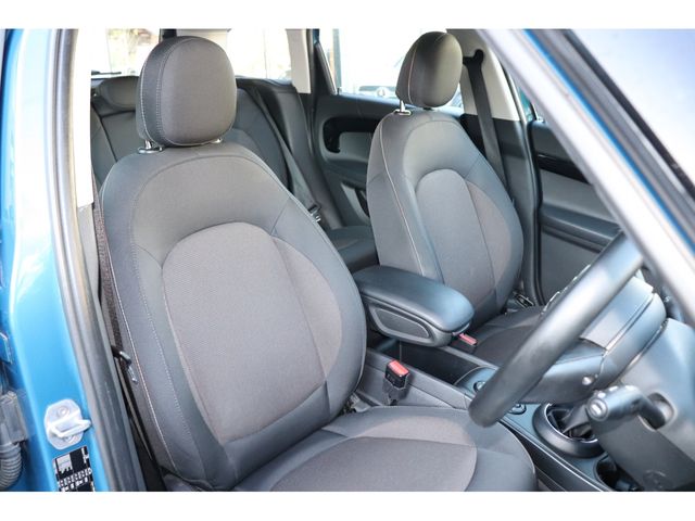 BMW MINI COOPER D CR 2018 Image 31