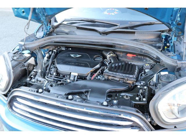 BMW MINI COOPER D CR 2018 Image 31