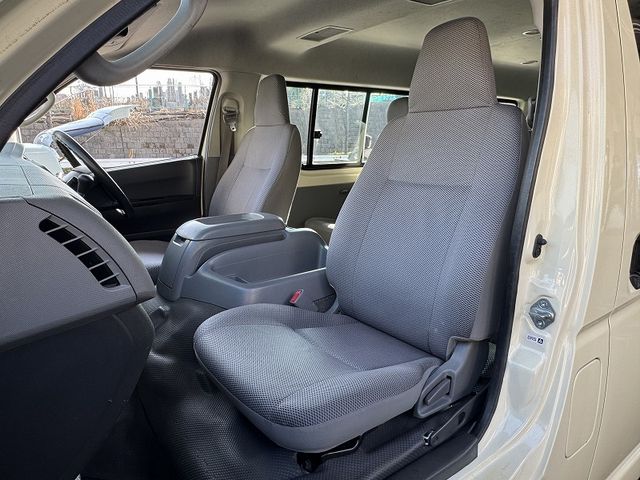 TOYOTA HIACE WAGON 4WD 2005 Image 31