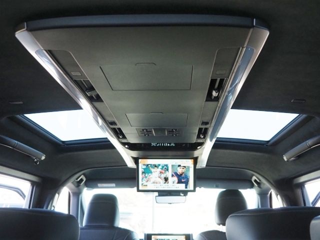 TOYOTA VELLFIRE  HYBRID 4WD 2025 Image 31