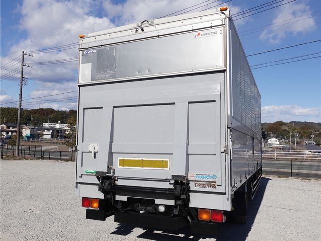 MITSUBISHI FUSOU FIGHTER 2006 Image 31