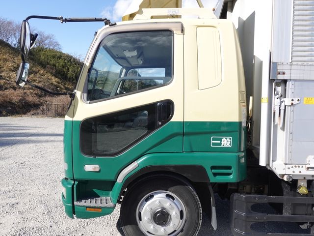 MITSUBISHI FUSOU FIGHTER 2006 Image 31