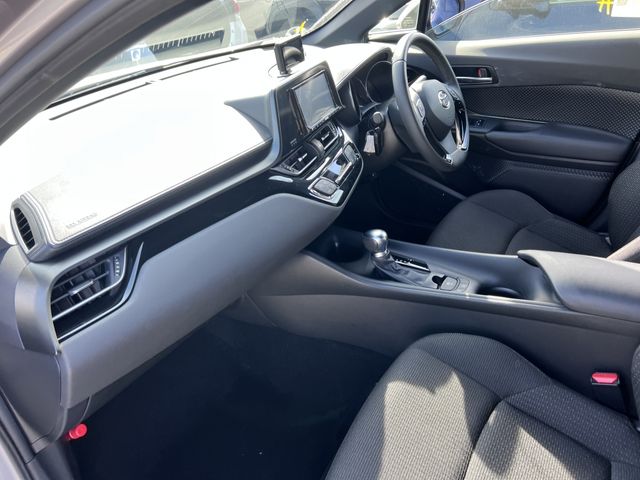 TOYOTA C-HR 4WD 2017 Image 31