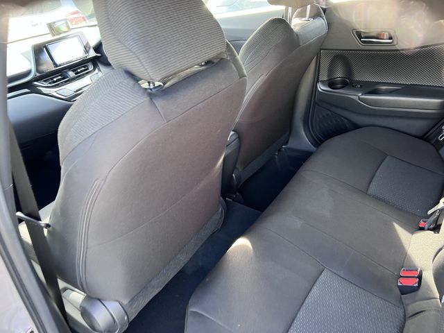 TOYOTA C-HR 4WD 2017 Image 31