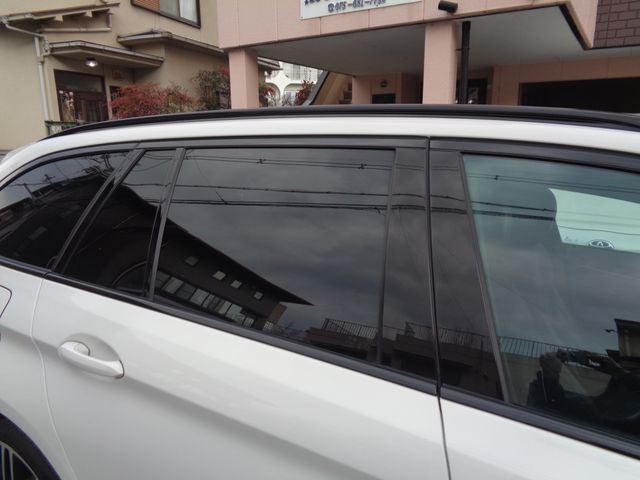 BMW 5SERIES TOURING 2019 Image 31