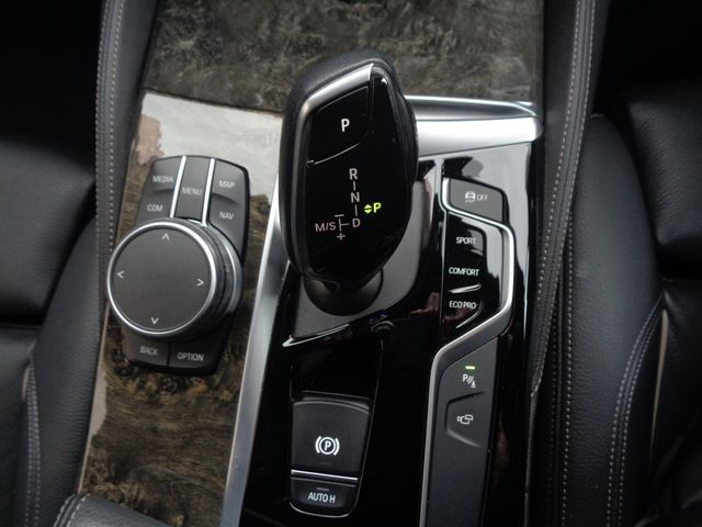 BMW 5SERIES TOURING 2019 Image 31