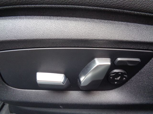 BMW 5SERIES TOURING 2019 Image 31