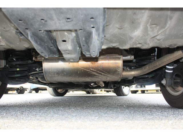 TOYOTA NOAH 2013 Image 31