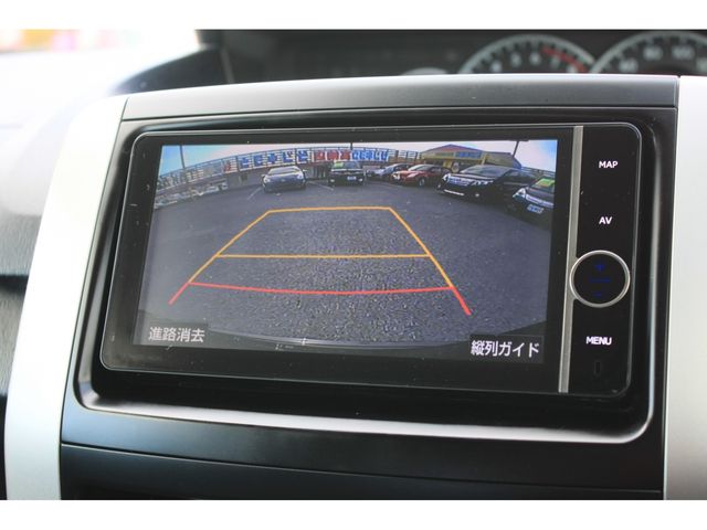TOYOTA NOAH 2013 Image 31