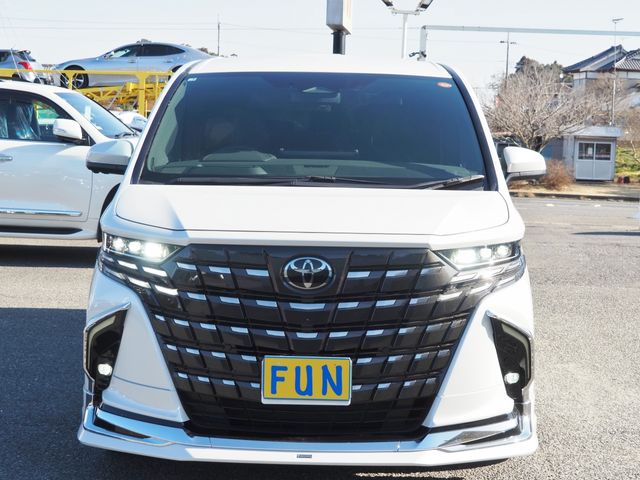 TOYOTA ALPHARD HYBRID 2025 Image 31