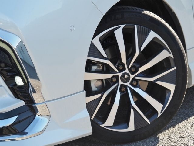 TOYOTA ALPHARD HYBRID 2025 Image 31