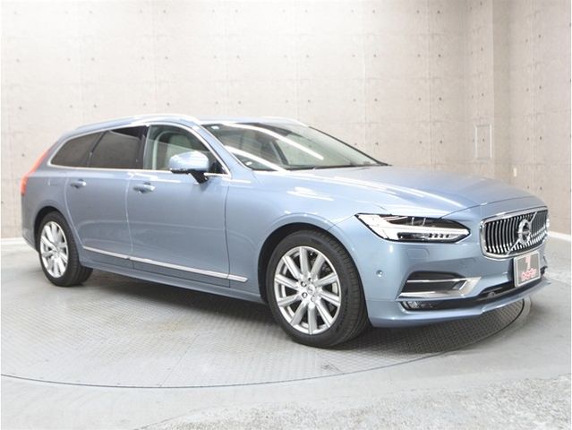 VOLVO V90 2019 Image 31
