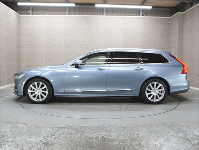 VOLVO V90 2019 Image 31