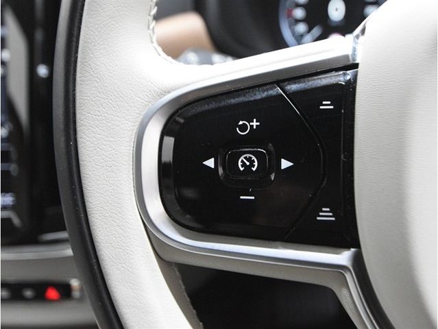 VOLVO V90 2019 Image 31