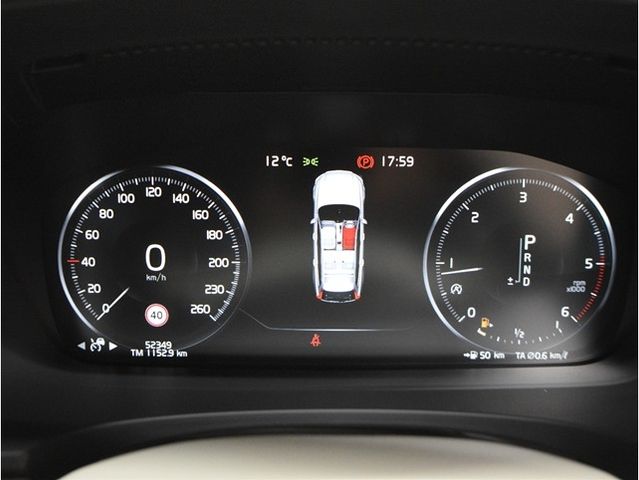 VOLVO V90 2019 Image 31