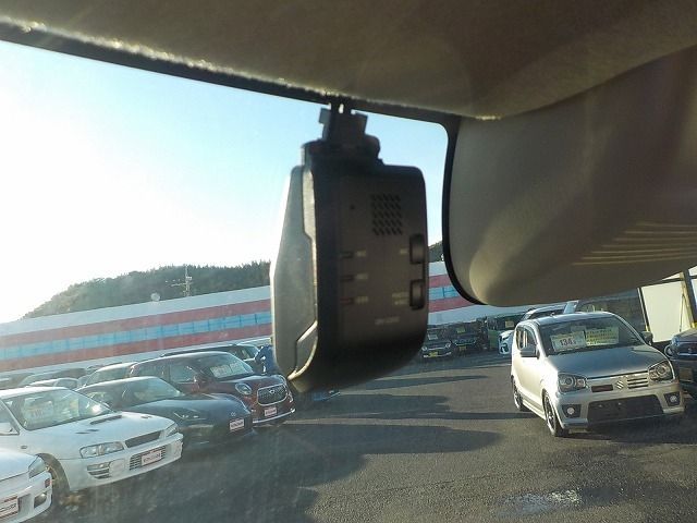 HONDA N BOX 2024 Image 31