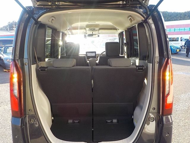 HONDA N BOX 2024 Image 31