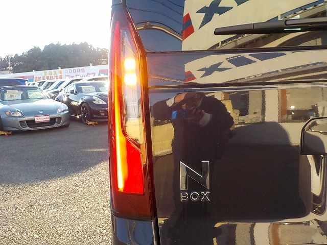 HONDA N BOX 2024 Image 31