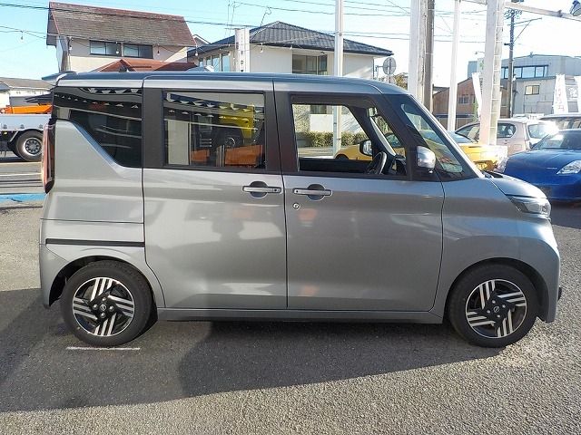 NISSAN ROOX 2023 Image 31