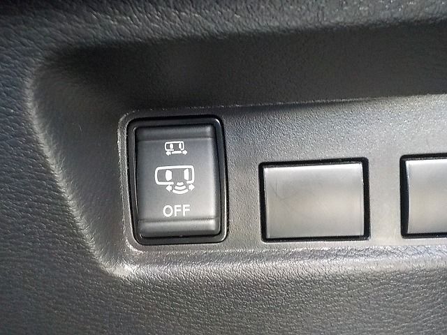 NISSAN ROOX 2023 Image 31