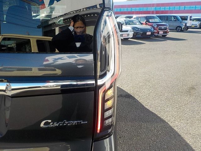 HONDA N BOX CUSTOM 2022 Image 31