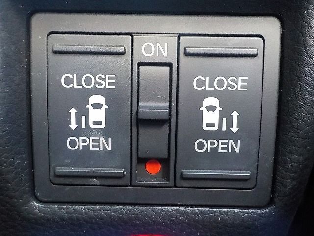 HONDA N BOX CUSTOM 2022 Image 31