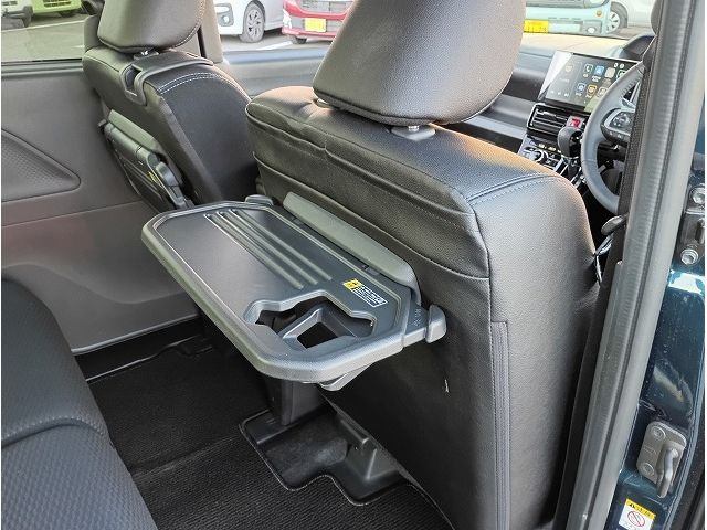 DAIHATSU TANTO CUSTOM 2023 Image 31