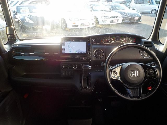 HONDA N BOX CUSTOM 2021 Image 31