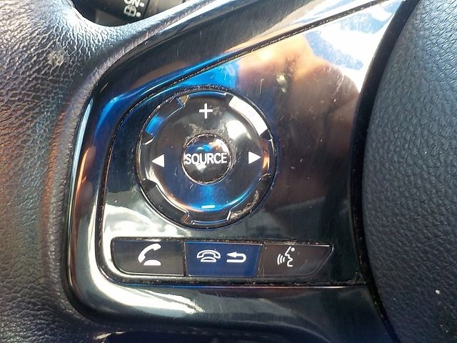 HONDA N BOX CUSTOM 2021 Image 31