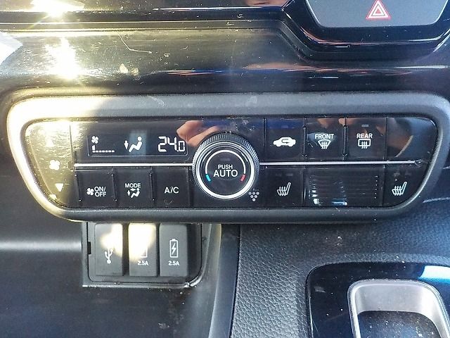 HONDA N BOX CUSTOM 2021 Image 31