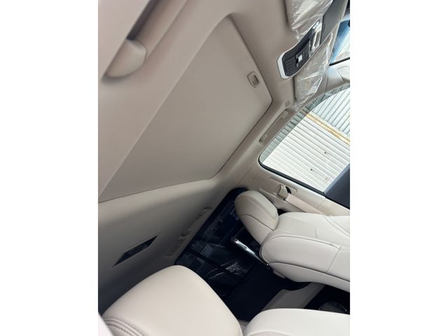 TOYOTA LANDCRUISER WAGON 2025 Image 31