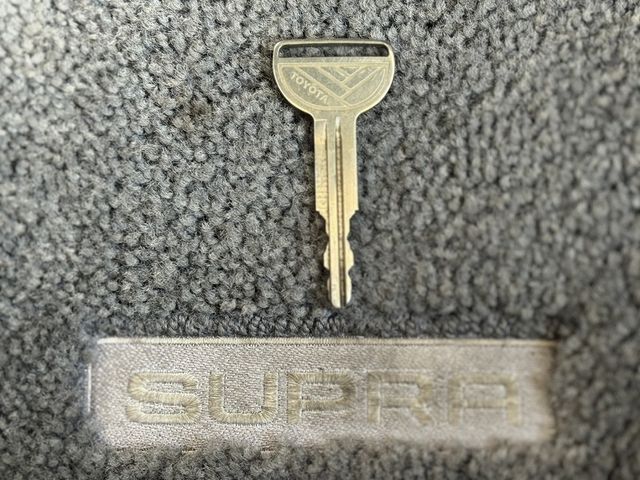 TOYOTA SUPRA 1992 Image 31