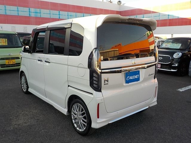 HONDA N BOX CUSTOM 2022 Image 31