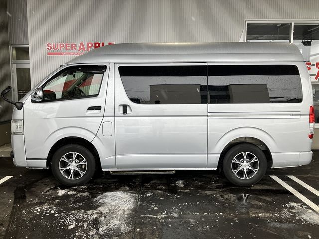 TOYOTA HIACE VAN 4WD 2018 Image 31