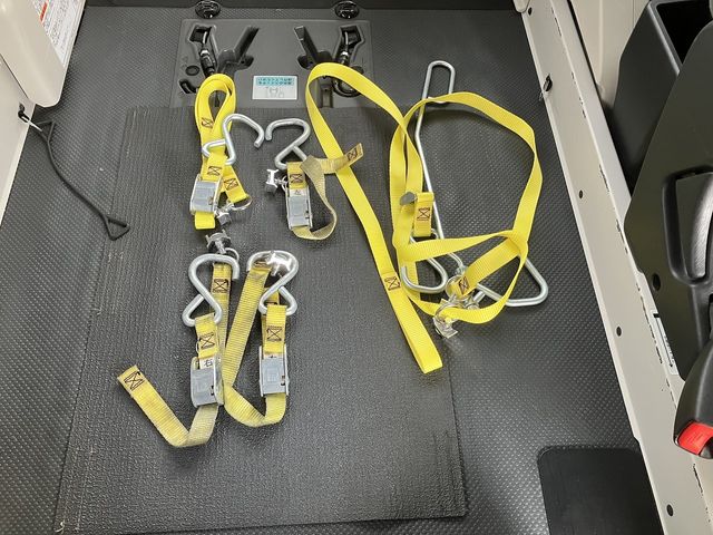 TOYOTA HIACE VAN 4WD 2018 Image 31