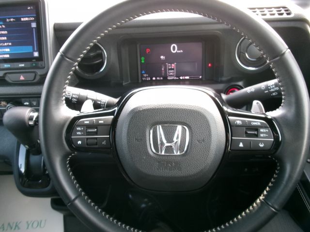 HONDA N BOX CUSTOM 2024 Image 31