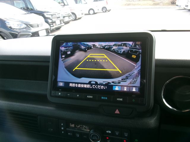 HONDA N BOX CUSTOM 2024 Image 31